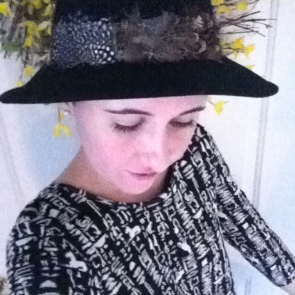 Meet your Posher, Hayley